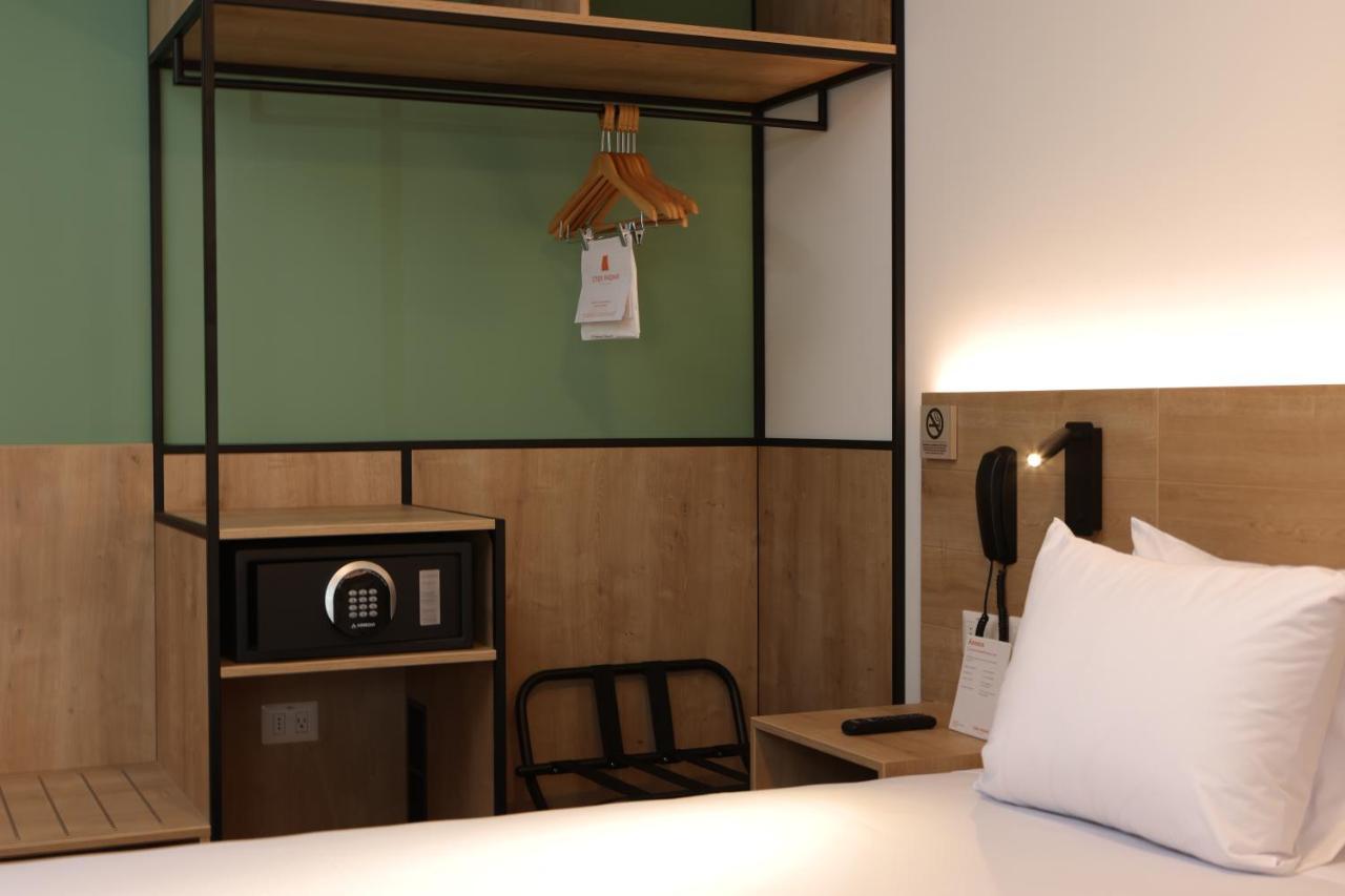 Casa Andina Standard Benavides Hotel Lima Kültér fotó