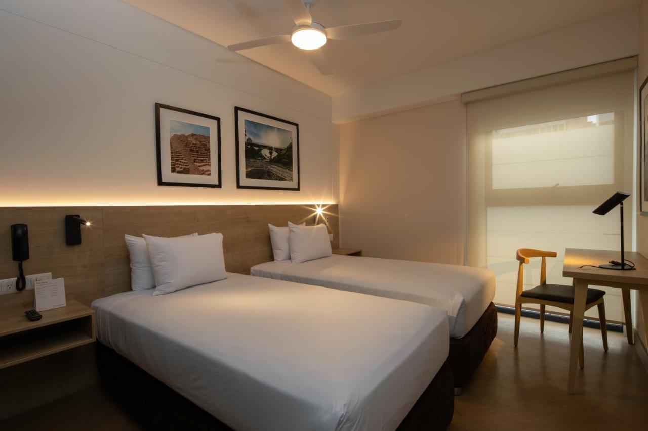 Casa Andina Standard Benavides Hotel Lima Kültér fotó
